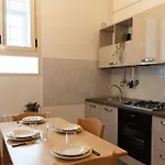 Oasi Corso Italia - Center Apartman Bari