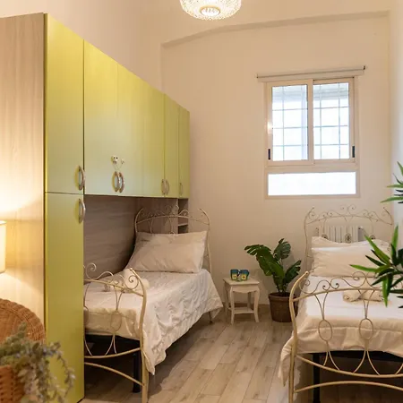 Oasi Corso Italia - Center *